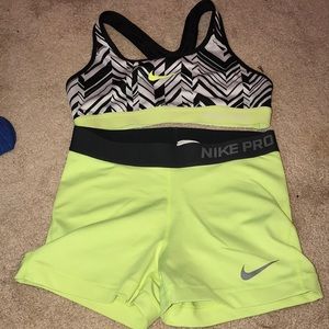 NIKE Pro Set